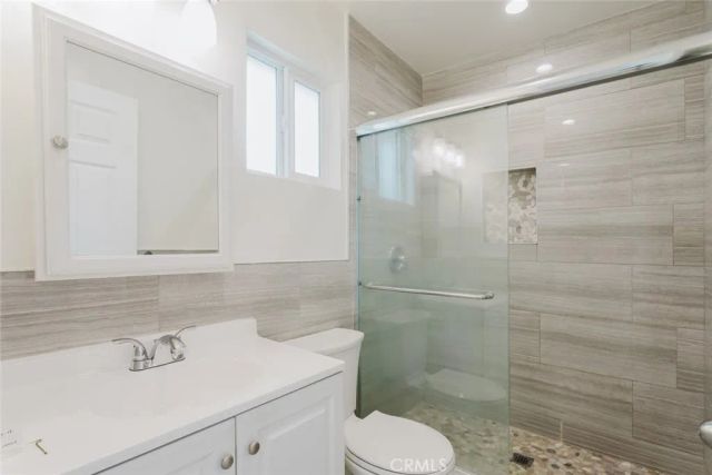 1232 Allen Avenue, Glendale, CA 91201