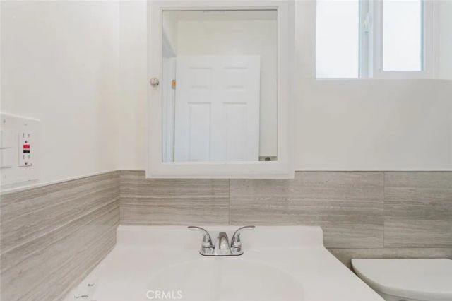1232 Allen Avenue, Glendale, CA 91201