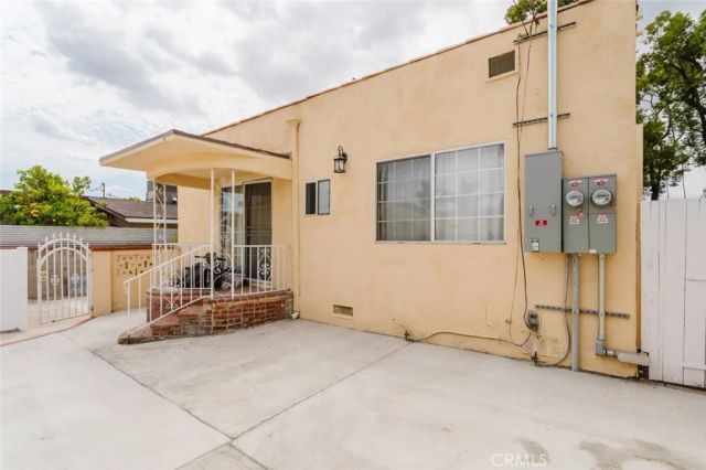 1232 Allen Avenue, Glendale, CA 91201