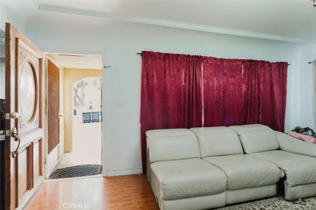 1232 Allen Avenue, Glendale, CA 91201