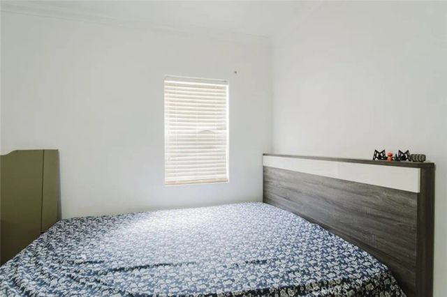 1232 Allen Avenue, Glendale, CA 91201