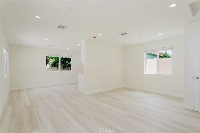 1232 Allen Avenue, Glendale, CA 91201