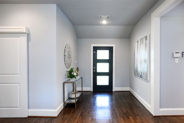 3935 Dunhaven Road, Dallas, TX 75220