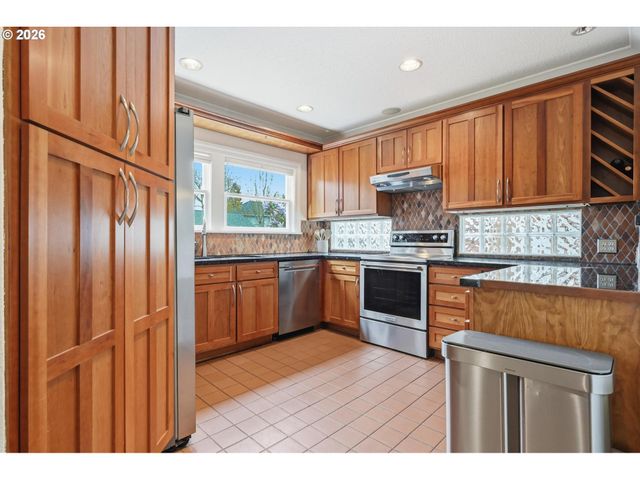 3334 Ne 45TH Ave, Portland, OR 97213