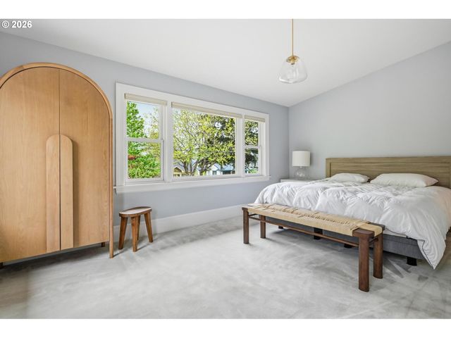 3334 Ne 45TH Ave, Portland, OR 97213