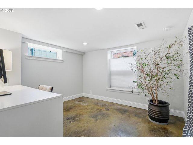 3334 Ne 45TH Ave, Portland, OR 97213