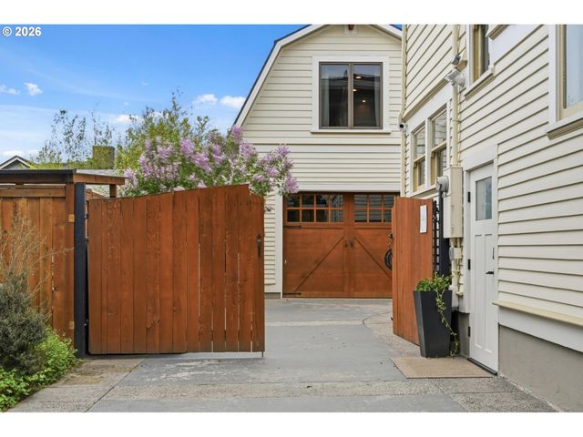 3334 Ne 45TH Ave, Portland, OR 97213