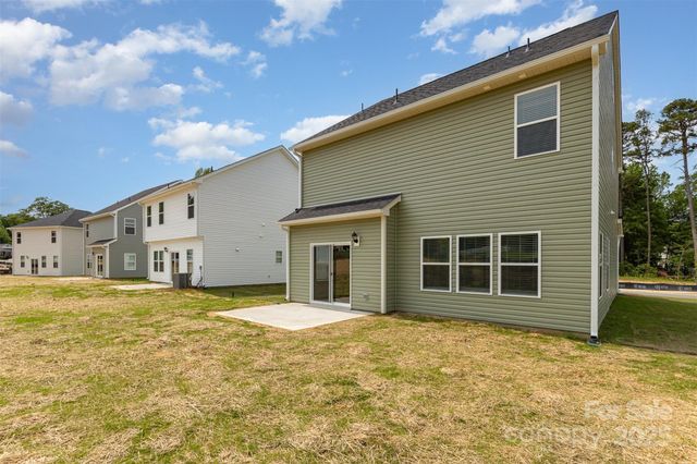 2043 Sadler Woods Lane, Charlotte, NC 28214