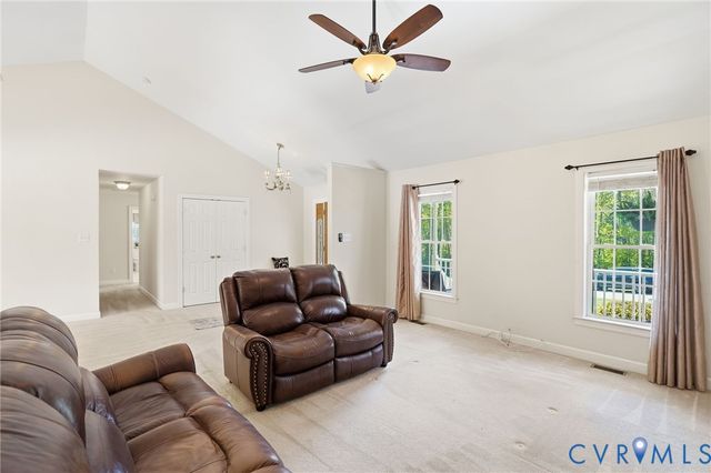 15286 Teman Mill Rd, Beaverdam, VA 23015
