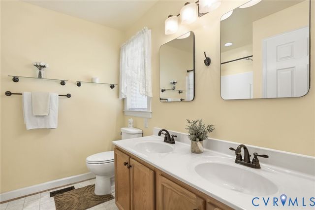 15286 Teman Mill Rd, Beaverdam, VA 23015