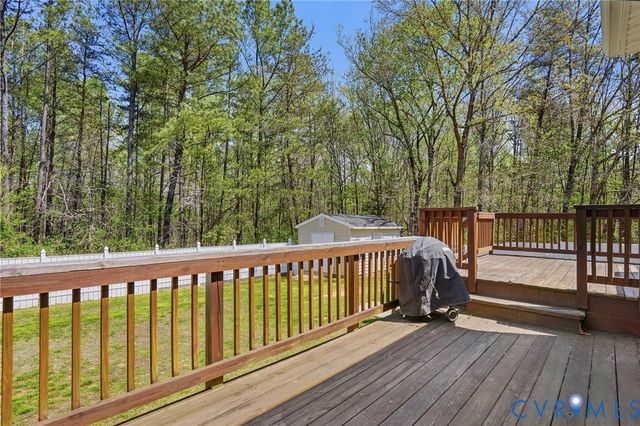 15286 Teman Mill Rd, Beaverdam, VA 23015