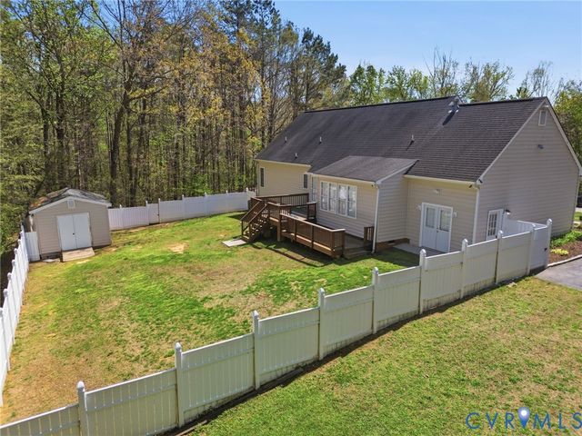 15286 Teman Mill Rd, Beaverdam, VA 23015
