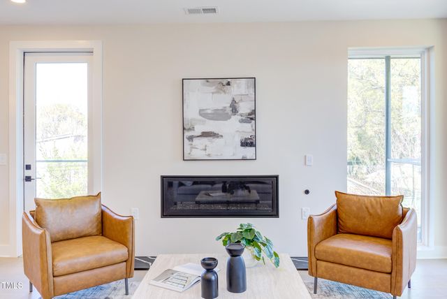 620 N Roxboro Street 24, Durham, NC 27701