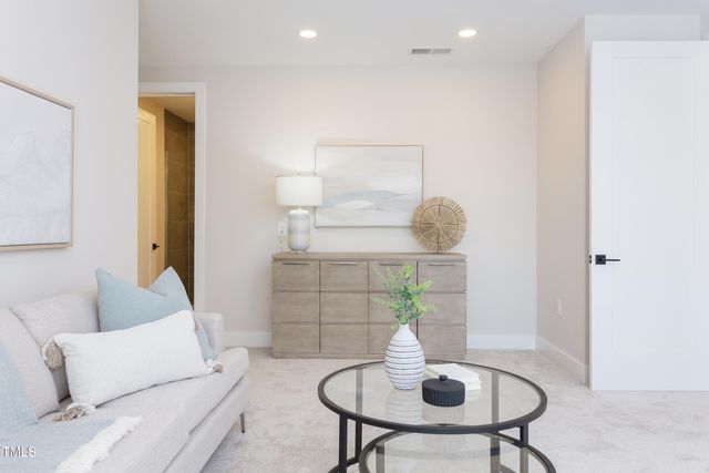 620 N Roxboro Street 24, Durham, NC 27701