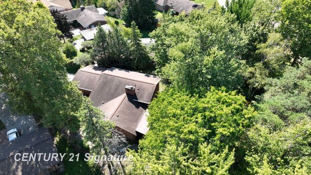 47 Bretton Place, Saginaw, MI 48602