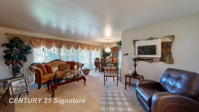47 Bretton Place, Saginaw, MI 48602