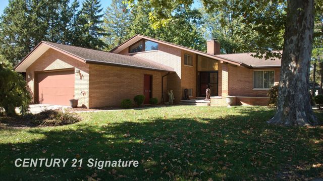 47 Bretton Place, Saginaw, MI 48602