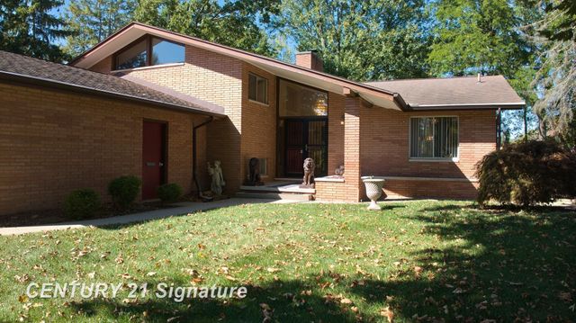 47 Bretton Place, Saginaw, MI 48602