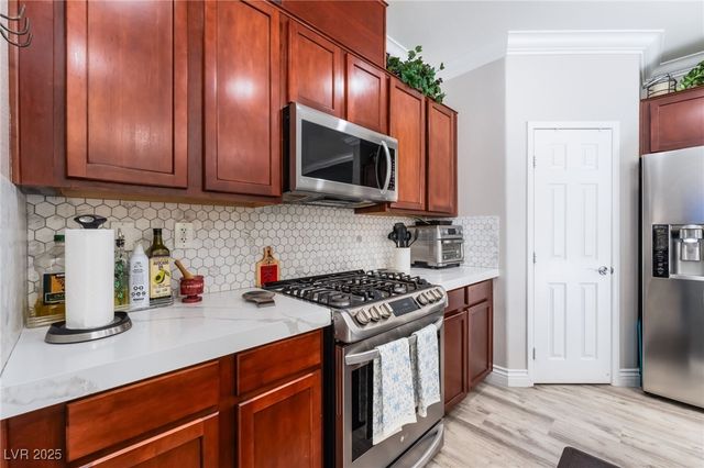 9185 Dutch Oven Court, Las Vegas, NV 89178