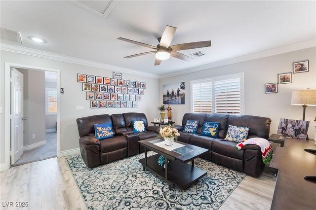 9185 Dutch Oven Court, Las Vegas, NV 89178