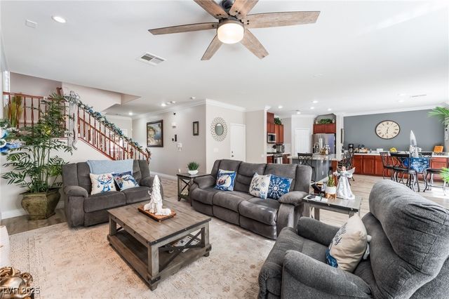 9185 Dutch Oven Court, Las Vegas, NV 89178