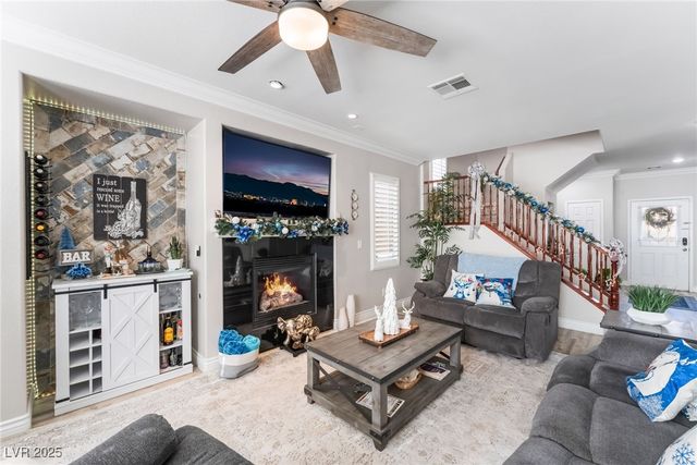 9185 Dutch Oven Court, Las Vegas, NV 89178