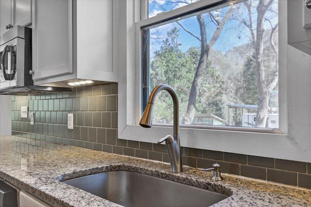 5713 Boone Haven Road, Wadmalaw Island, SC 29487