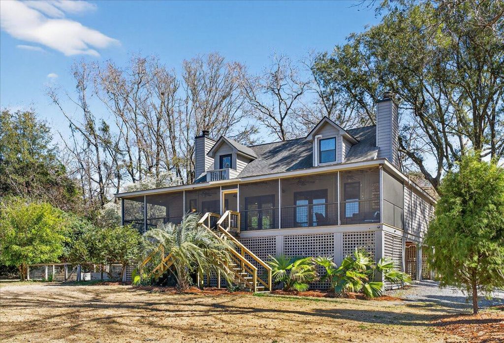 5713 Boone Haven Road, Wadmalaw Island, SC 29487