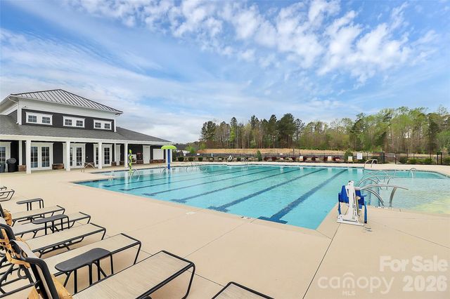 9203 Mackinaw Drive, Gastonia, NC 28056