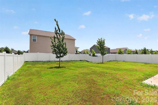 9203 Mackinaw Drive, Gastonia, NC 28056