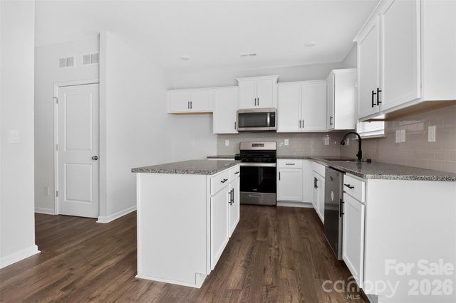 9203 Mackinaw Drive, Gastonia, NC 28056