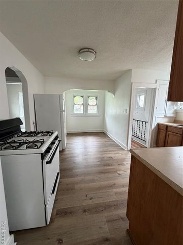 1904 Symes Street, Ferndale, MI 48220