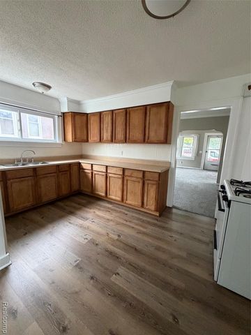 1904 Symes Street, Ferndale, MI 48220
