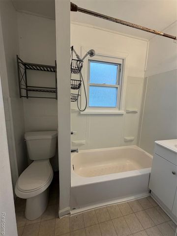 1904 Symes Street, Ferndale, MI 48220