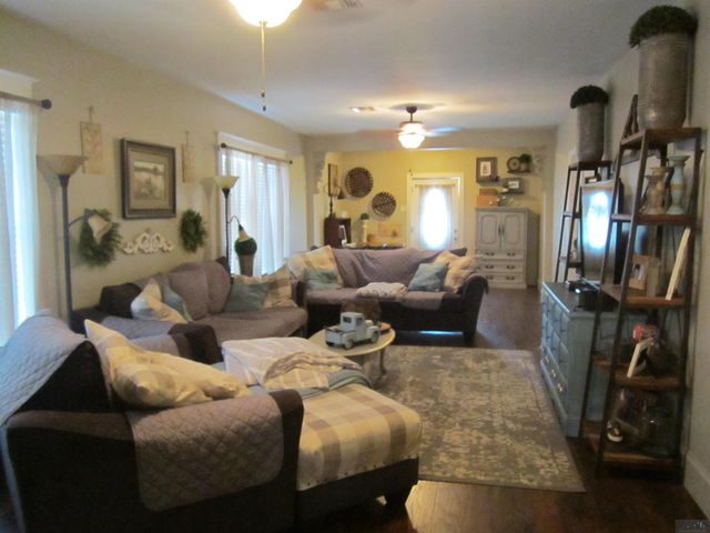 410 South Bayou Drive, Golden Meadow, LA 70357