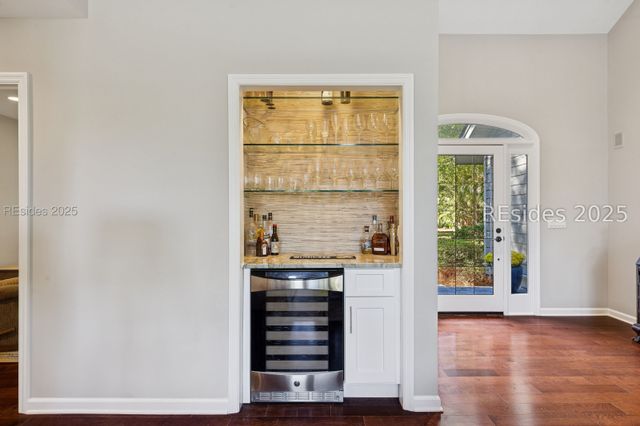 8 Off Shore, Hilton Head Island, SC 29928