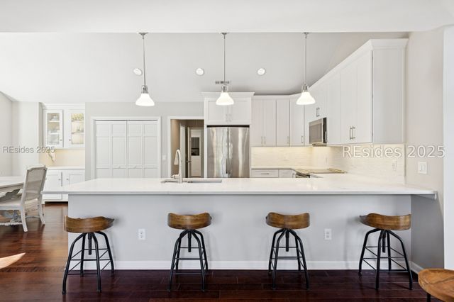 8 Off Shore, Hilton Head Island, SC 29928