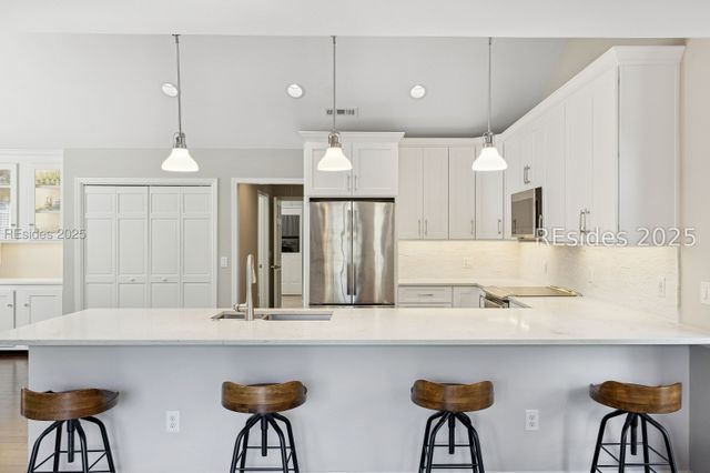 8 Off Shore, Hilton Head Island, SC 29928