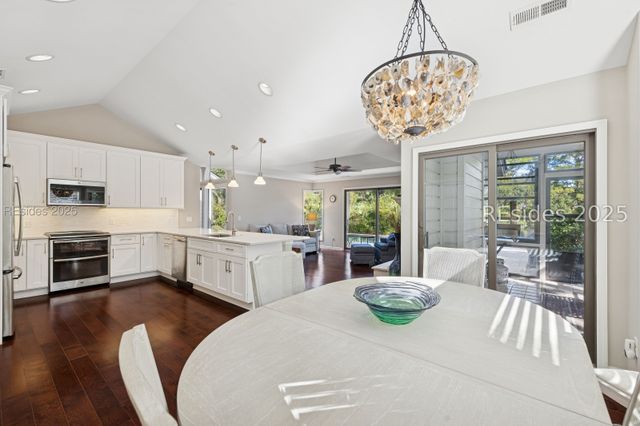 8 Off Shore, Hilton Head Island, SC 29928