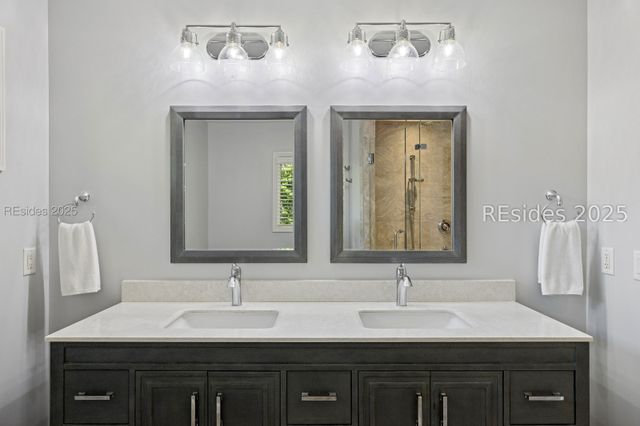 8 Off Shore, Hilton Head Island, SC 29928