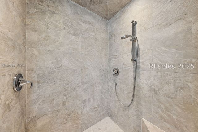 8 Off Shore, Hilton Head Island, SC 29928