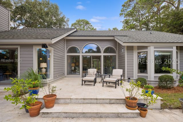 8 Off Shore, Hilton Head Island, SC 29928