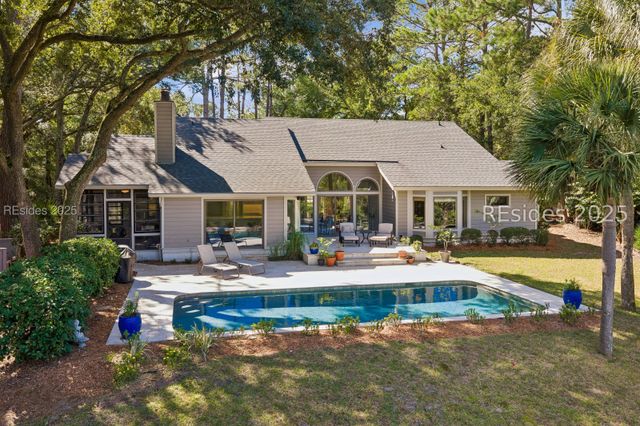 8 Off Shore, Hilton Head Island, SC 29928
