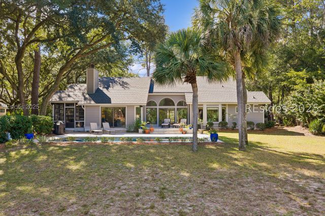 8 Off Shore, Hilton Head Island, SC 29928