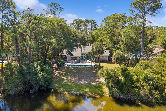 8 Off Shore, Hilton Head Island, SC 29928