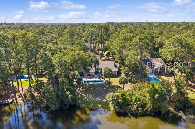 8 Off Shore, Hilton Head Island, SC 29928