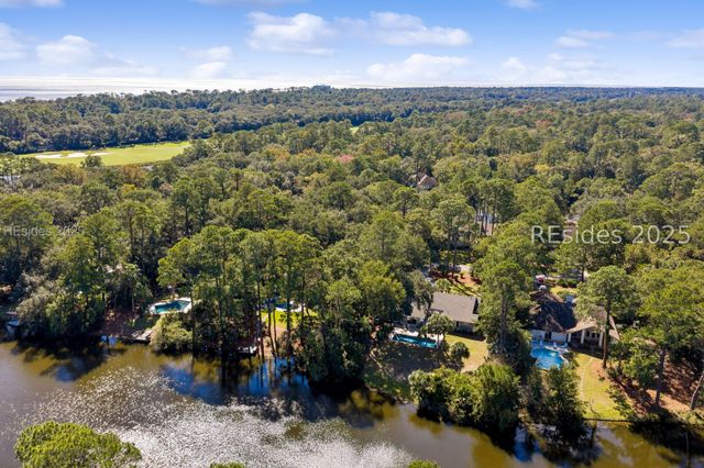 8 Off Shore, Hilton Head Island, SC 29928