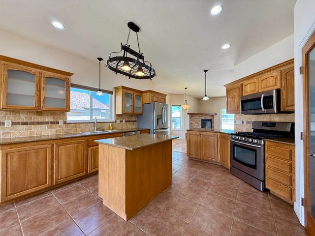 2102 Vivian Court, Grand Junction, CO 81507