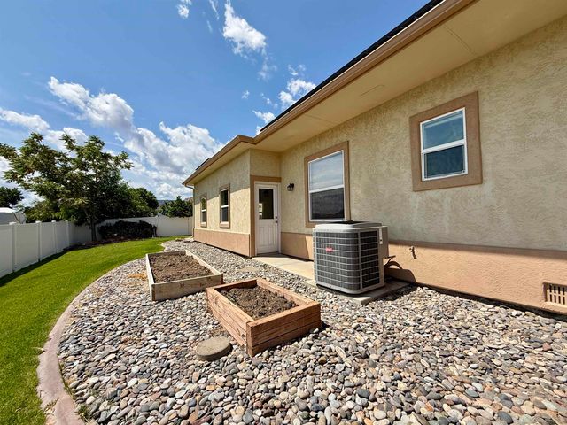 2102 Vivian Court, Grand Junction, CO 81507
