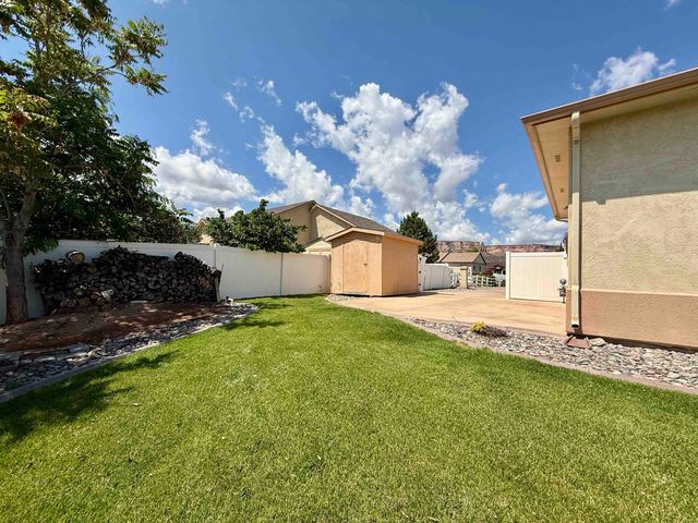 2102 Vivian Court, Grand Junction, CO 81507